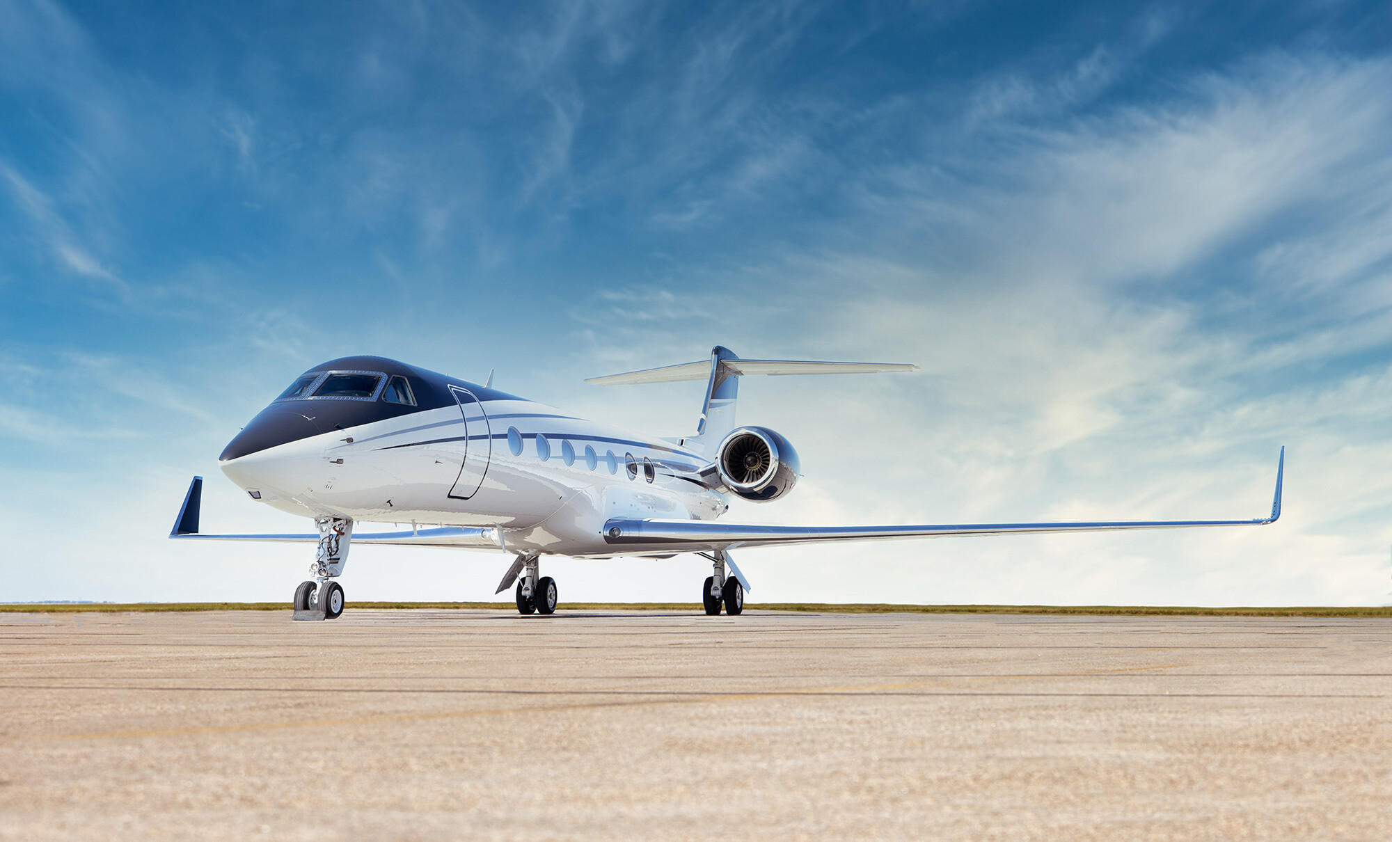 Free air charter quotes for cast & crew. Film, movie & tv production charter flight help